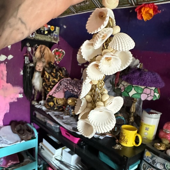 Shell decor  Must bundle! 3 for $10 or 4 for $15 etc - Picture 3 of 8